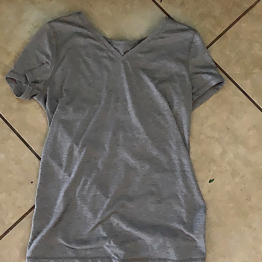 Cute plain gray shirt
